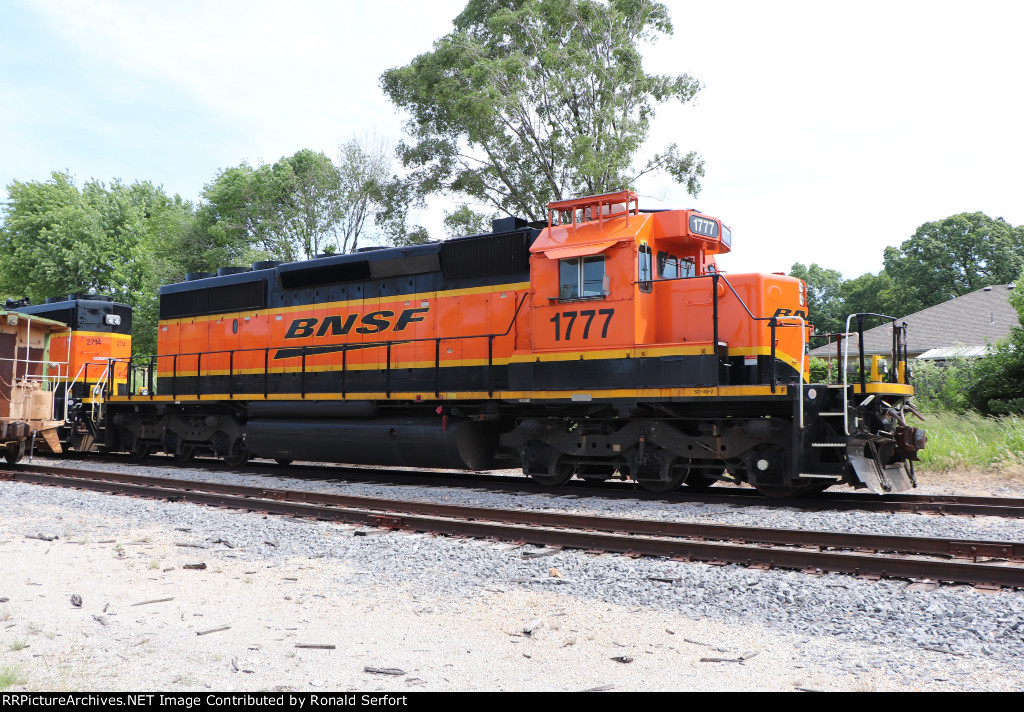 BNSF 1777